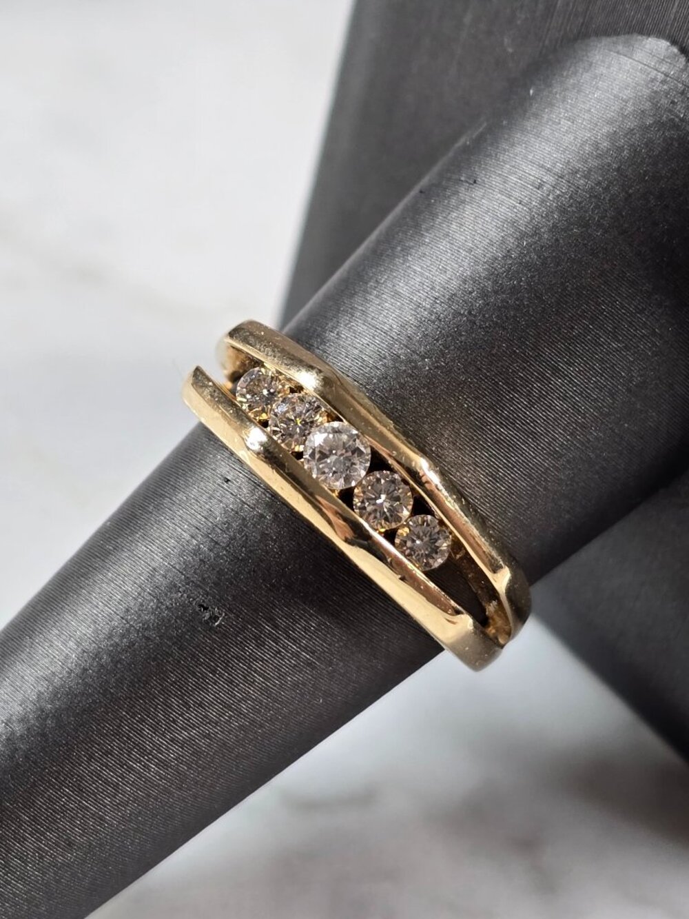 Mens Vintage Estate 14K Yellow Gold Diamond Ring 7.9g E7222